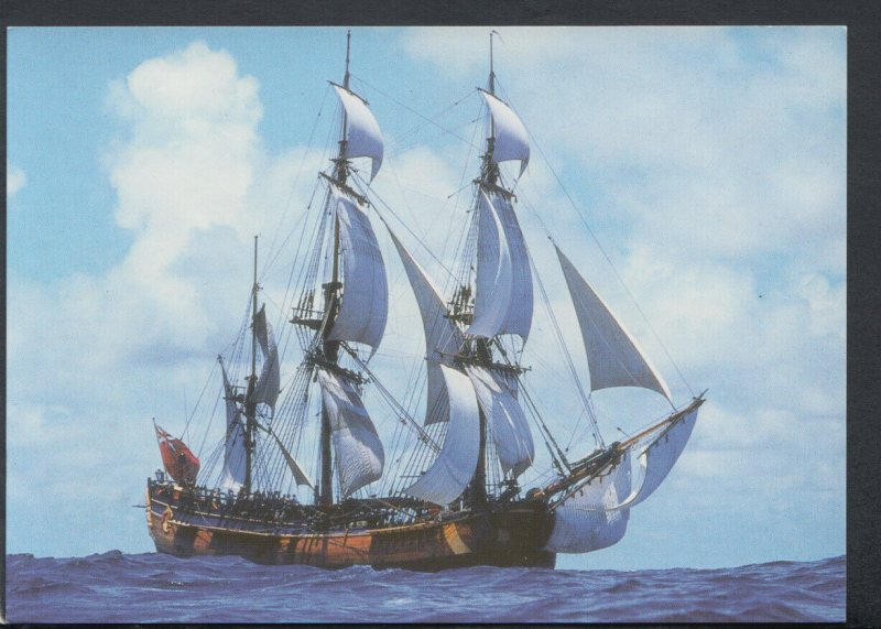 Shipping Postcard - Sailing Ships - Endeavour With Stunsails Set   T5434