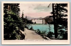 The Chateau  lake Louise  Alberta  Canada   Postcard  c1920