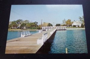 UNUSED PC- GREETINGS FROM PUBLIC LANDING ON CHINCOTEAGUE BAY, MARYLAND