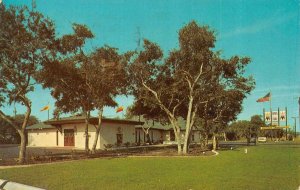 SARASOTA, FL Florida  INTERNATIONAL KING'S TABLE Smorgasbord  ROADSIDE  Postcard