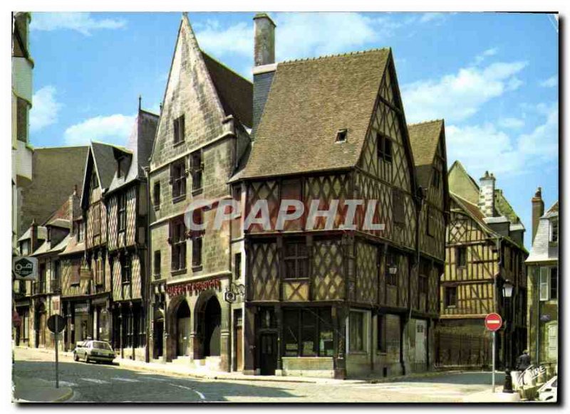 Postcard Modern Wonders Berry Bourges Dear Old House at the corner of streets...