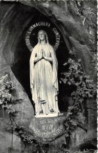 BR7525 Lourdes la Vierge de la Grotte miraculeuse  france postcard