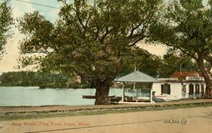 MA - Lynn. Flax Pond, Boat House