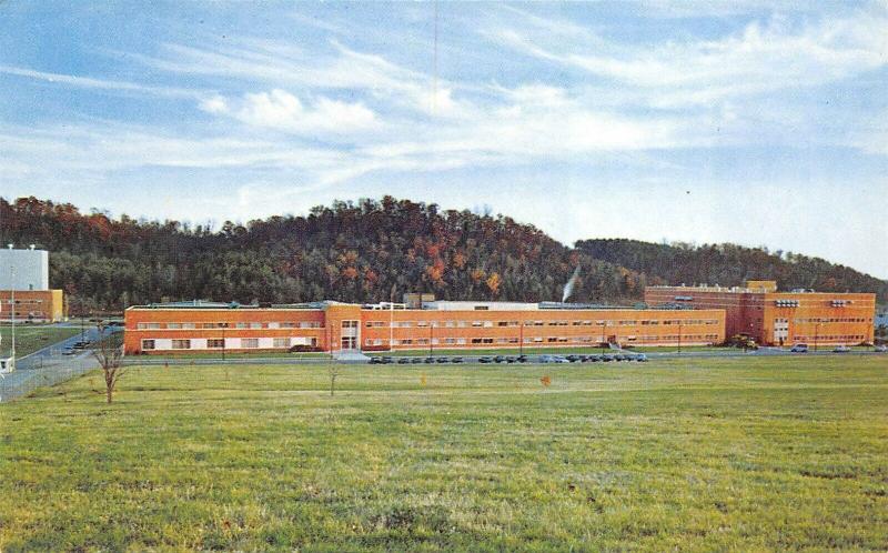 Oak Ridge National Laboratory Tennessee 1950s Postcard Main Research Building