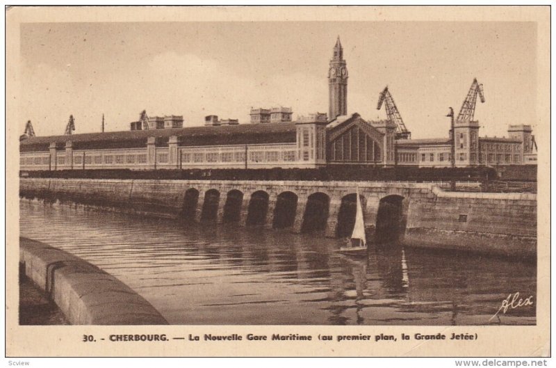 CHERBOURG, La Nouvelle Gore Maritime, Manche, France, 10-20s