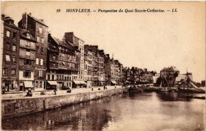 CPA HONFLEUR - Perspective du Quai Ste-Catherine (516402)