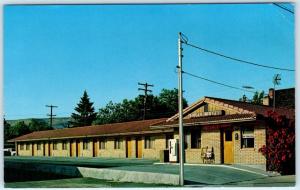 YAKIMA, Washington  WA    Roadside  EAGLE MOTEL  ca 1960s   Postcard