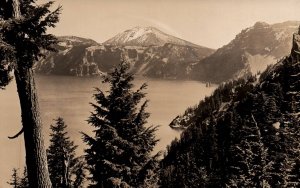 Mountain,Lake,Canada BIN