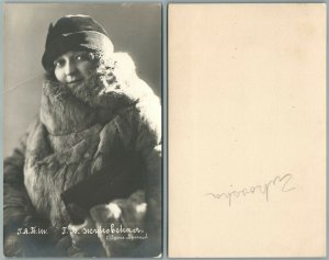 RUSSIAN OPERA SINGER ZHUKOVSKAYA BOLSHOY THEATRE VINTAGE REAL PHOTO PC RPPC