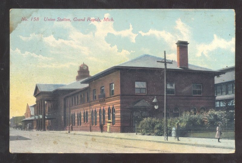 GRAND RAPIDS MICHIGAN UNION RAILROAD DEPOT TRAIN STATION VINTAGE POSTCARD