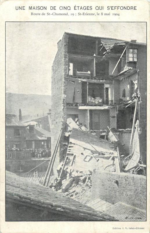 France une maison de cinq etages qui s`effondre Route St-Chamond St-Etienne 1904