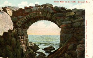 RI - Newport. Stone Arch on the Cliffs