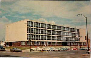 Postcard COURT HOUSE SCENE Topeka Kansas KS AM4569