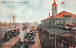 UNION STATION TRAIN DEPOT DENVER COLORADO POSTCARD (c. 1910)