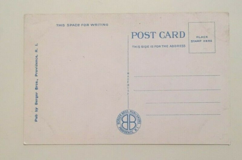 VINTAGE  POSTCARD UNUSED UNION STATION & CAPITOL PROVINDENCE R.I.