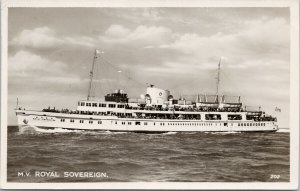 MV 'Royal Sovereign' Eagle Steamer 1961 General Steam Navigation RP Postcard G81