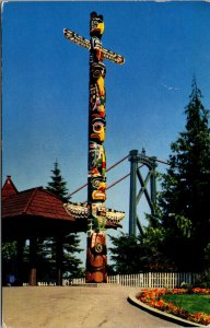 Vtg Indian Totem Pole Prospect Point Stanley Park Vancouver BC Canada Postcard
