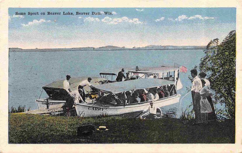 Motor Boat Launch Beaver Lake Beaver Falls Wisconsin 1920 postcard