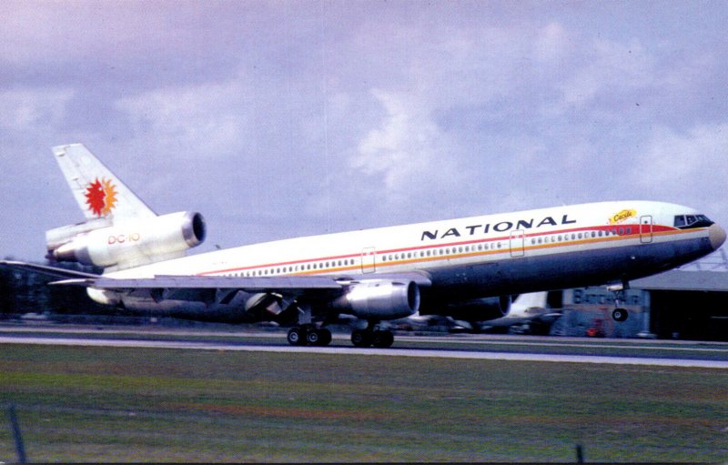 National Airlines DC-10