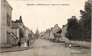 CPA FRESNAY-sur-SARTHE - Avenue de la Republique (390941)