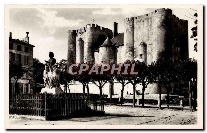 Old Postcard Niort Le Donjon