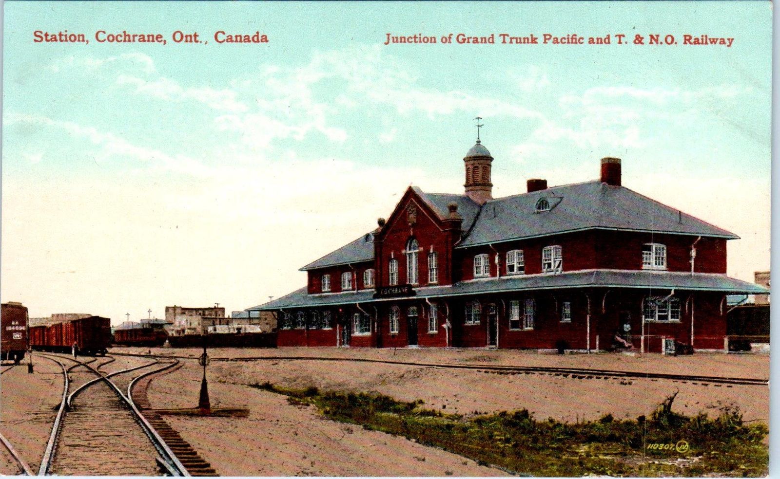 COCHRANE, Ont, Canada GRAND TRUNK RAILWAY STATION c1910s Postcard