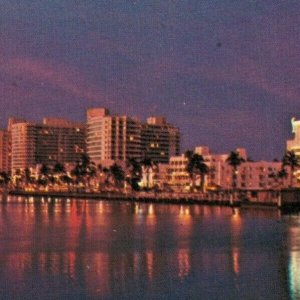 USA Beautiful Miami Beach Florida Vintage Postcard 07.66