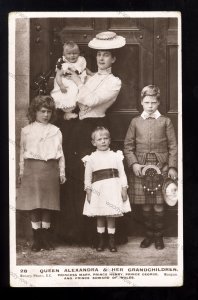 ROY157 - Queen Alexandra with her Grandchildren - postcard