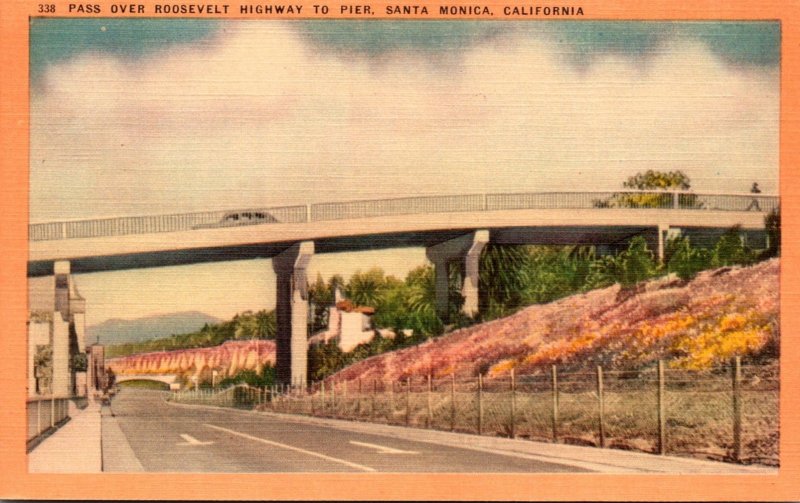 California Santa Monica Pass Over Roosevelt Highway To Pier