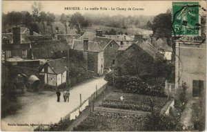 CPA BRIOUZE-La vieille Ville-Le Champ de Courses (29591)