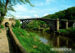 England Shropshire River Severin Iron Bridge