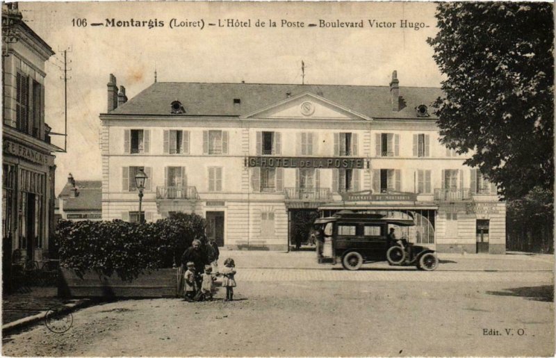 CPA MONTARGIS - L'Hotel de la Poste Boulevard Victor Hugo (985367)