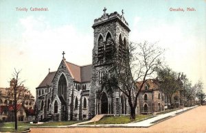 OMAHA, Nebraska NE   TRINITY CATHEDRAL Church & Street View   ca1910's Postcard