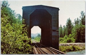 VINTAGE POSTCARD COVERED BRIDGE LOCATED KING COUNTY IN NORTH BEND WASHIGTON