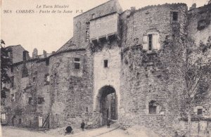 Children at Le Tarn Illustre Cordes. Porte de la Jane Old French Postcard