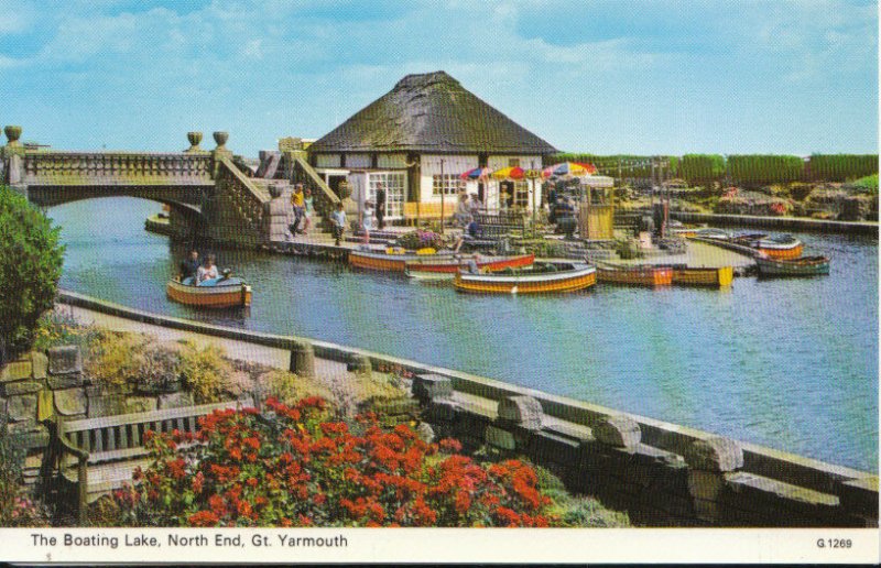 Norfolk Postcard - The Boating Lake - North End -  Great Yarmouth - Ref 4767A 