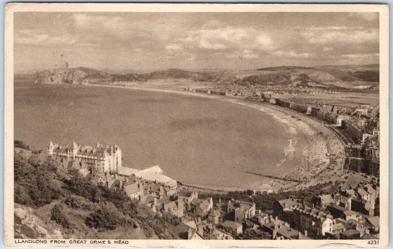 c1920s Llandudno, Wales Great Ormes Head Bay Hotel Beach Resort Postcard A38