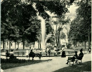 Vtg Postcard 1906 Bronson Park Fountain Kalamazoo, Michigan