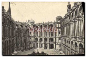 Postcard Old St Germain en Laye The museum's courtyard