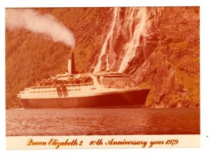 Large 5 X 7 in Queen Elizabeth II Cunard Ocean Liner 10th Anniv 1979, Photograph