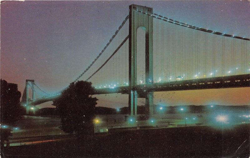B66658 Verrazano Bridge at night New York  usa