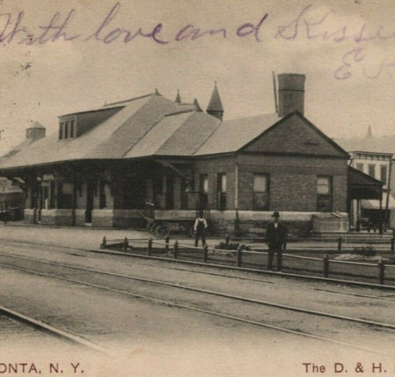 1900s Train Station D & H Railroad Oneonta New York Delaware Hudson Postcard 