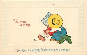 Postcard C-1910 Sun Bonnet Valentine Kiss romance artist Gibson 23-112