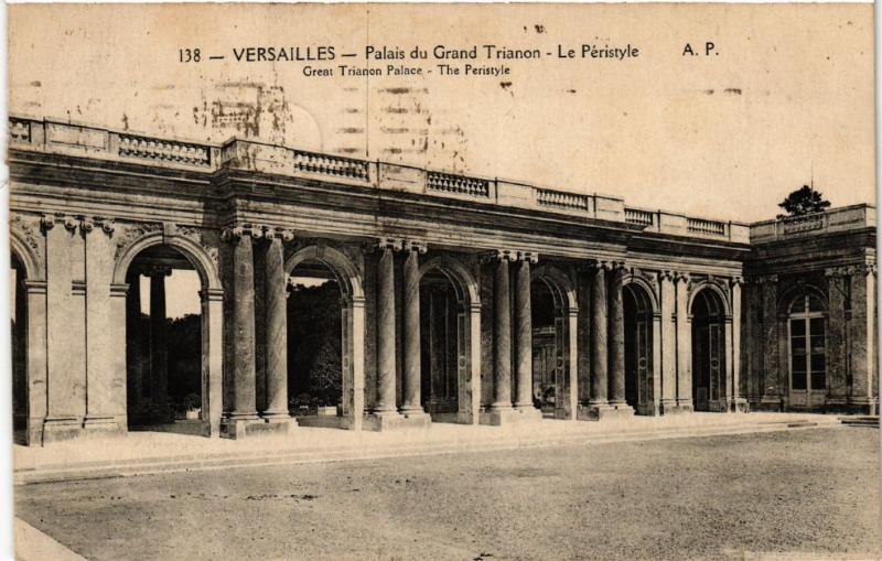 CPA VERSAILLES Palais du Grand TRIANON Le Peristyle Great TRIANON (452995)