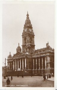 Hampshire Postcard - Town Hall -  Portsmouth - Real Photograph -  Ref ZZ6040