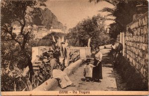 VINTAGE POSTCARD VIA TRAGARA TERRACED WALKWAY AT CAPRI ITALY WOMAN CHILDREN 1920