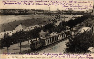 CPA AK ROYAN La Plage prise du Family Hotel TRAM VAPEUR (977527)