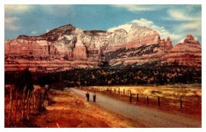 Postcard HIGHWAY SCENE Flagstaff Arizona AZ AT0705