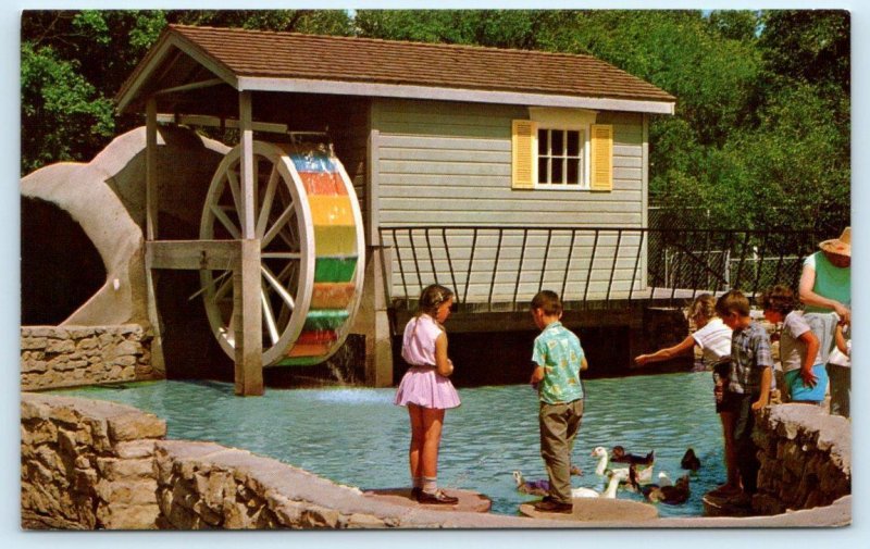 WINNIPEG, Manitoba Canada ~ AUNT SALLY'S FARM Assiniboine Park c1970s Postcard