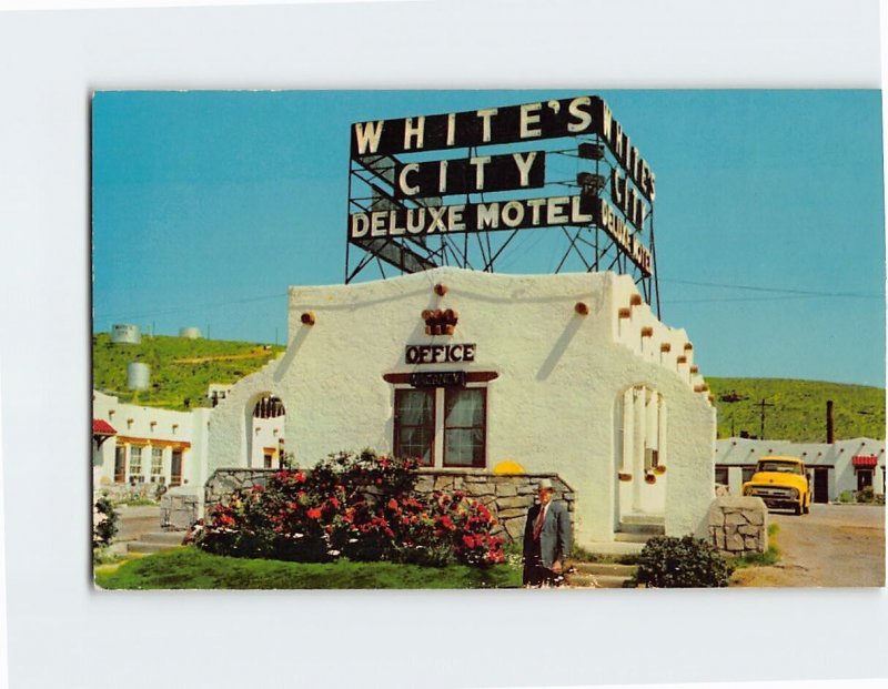 Postcard White's City De Luxe Motel, White's City, New Mexico